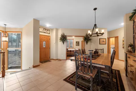 Dining - 150 Temple Ln, Shell Knob, MO 65747 photo 1 of 2