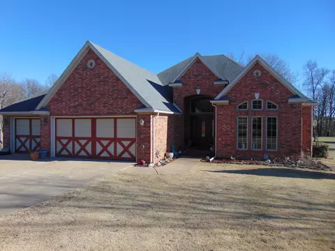 6157 Hunters Glen Rd, Seligman, MO 65745