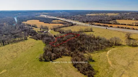 000 E Republic East Rd, Springfield, MO 65809