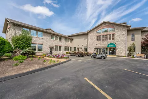 Exterior - 186 Bunker Ridge Dr UNIT 1, Branson, MO 65616 photo 5 of 10