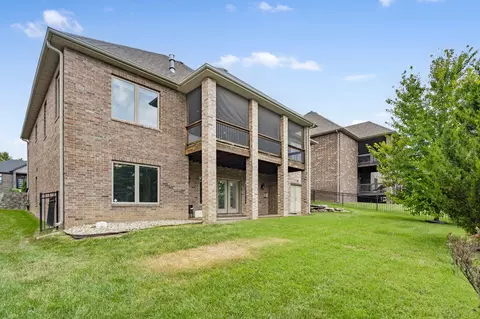 Exterior - 2956 S Ranch Dr, Springfield, MO 65809 photo 8 of 8