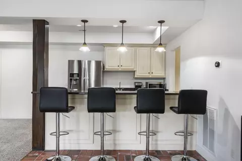 Kitchen - 2956 S Ranch Dr, Springfield, MO 65809 photo 5 of 5