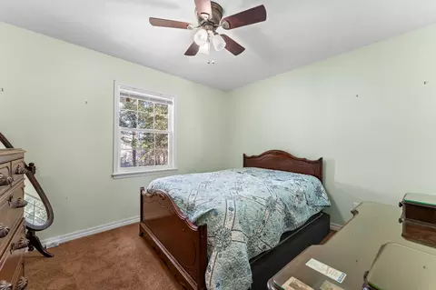 Bedroom - 253 Green Cypress Rd, Shell Knob, MO 65747 photo 6 of 8