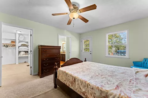 Bedroom - 253 Green Cypress Rd, Shell Knob, MO 65747 photo 2 of 8