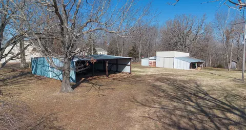 Exterior - 2525 Beacon Hill Loop, Strafford, MO 65757 photo 19 of 19