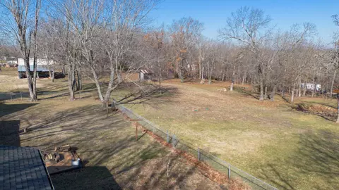 Exterior - 2525 Beacon Hill Loop, Strafford, MO 65757 photo 18 of 19