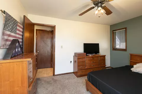 Bedroom - 2525 Beacon Hill Loop, Strafford, MO 65757 photo 2 of 5