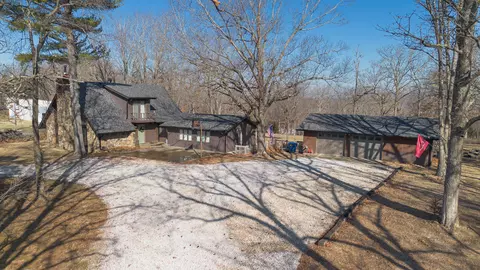 Exterior - 2525 Beacon Hill Loop, Strafford, MO 65757 photo 15 of 19