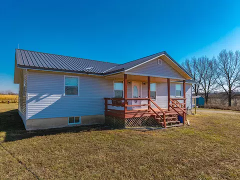 199 Limbhanger Dr, Squires, MO 65755 photo 4