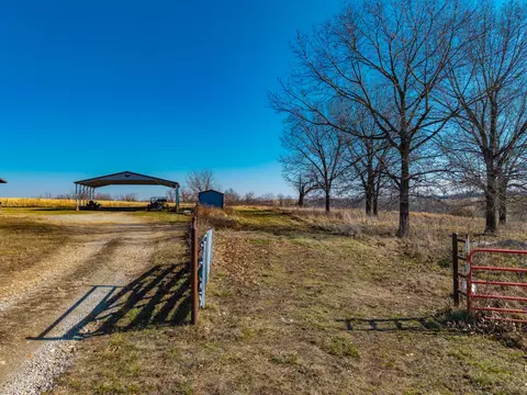 199 Limbhanger Dr, Squires, MO 65755 photo 35