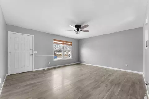602 E Dyann Dr, Nixa, MO 65714 photo 4