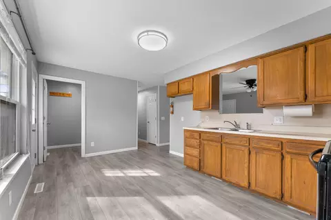 602 E Dyann Dr, Nixa, MO 65714 photo 8