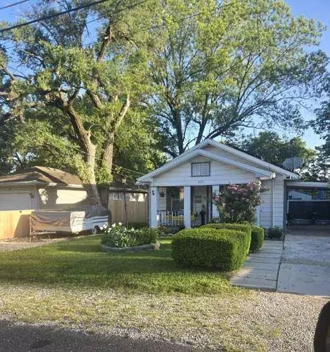 835 W Woodlawn St, Springfield, MO 65803
