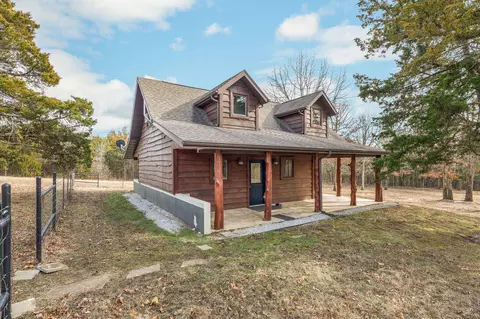 Exterior - 555 Trimble Rd, Protem, MO 65733 photo 2 of 5
