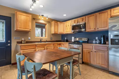 Kitchen - 555 Trimble Rd, Protem, MO 65733 photo 1 of 1