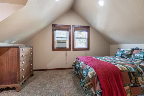 Bedroom - 555 Trimble Rd, Protem, MO 65733 photo 4 of 4
