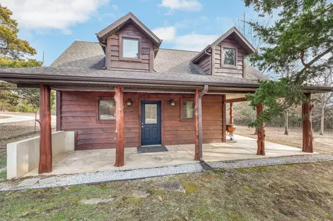 555 Trimble Rd, Protem, MO 65733