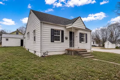 336 W Dallas St, Mount Vernon, MO 65712