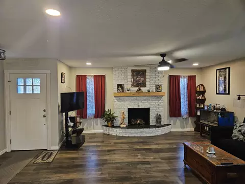 Living - 1705 Lakeview Dr, Ava, MO 65608 photo 1 of 1