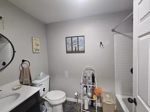 Bath - 1705 Lakeview Dr, Ava, MO 65608 photo 4 of 4