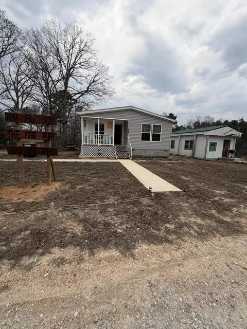 20245 Friendship Dr, Raymondville, MO 65555