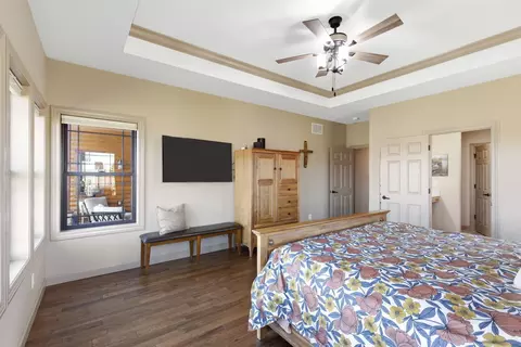 Bedroom - 815 Forest Vw, Saddlebrooke, MO 65630 photo 2 of 5