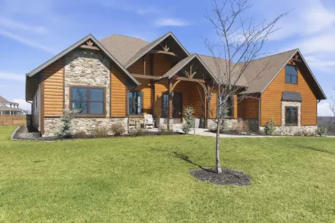 Exterior - 815 Forest Vw, Saddlebrooke, MO 65630 photo 3 of 18