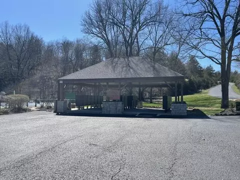Exterior - 815 Forest Vw, Saddlebrooke, MO 65630 photo 12 of 18