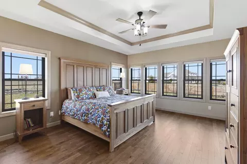 Bedroom - 815 Forest Vw, Saddlebrooke, MO 65630 photo 1 of 5