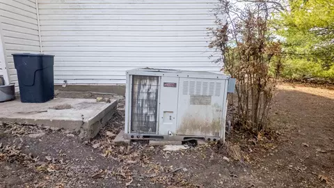 Exterior - 509 Old Cane Bluff Rd, Alton, MO 65606 photo 3 of 14