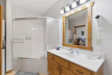 Bath - 263 Willow Oak Ln, Branson, MO 65616 photo 10 of 10