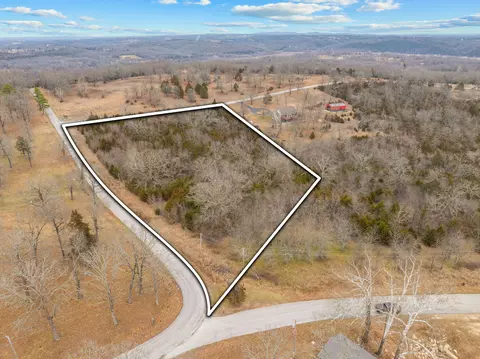 000 Maple Ridge Br, Forsyth, MO 65653
