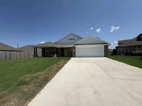 1701 Mando Ln, Webb City, MO 64870