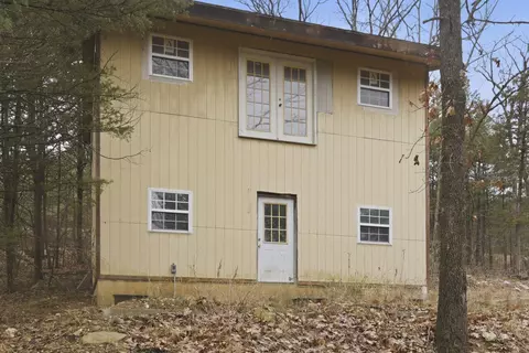 25067 Division Ln, Cassville, MO 65625
