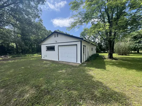 Exterior - 4531 Bado Rd, Cabool, MO 65689 photo 11 of 20
