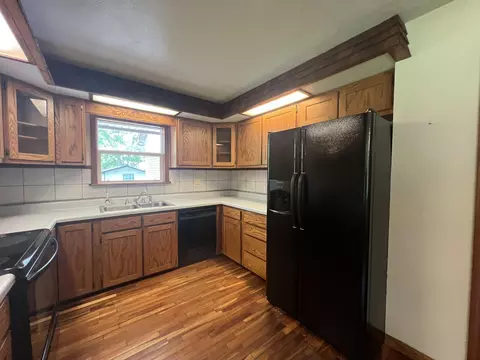Kitchen - 4531 Bado Rd, Cabool, MO 65689 photo 3 of 3