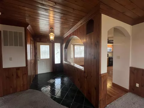 Entry Way - 4531 Bado Rd, Cabool, MO 65689 photo 1 of 7