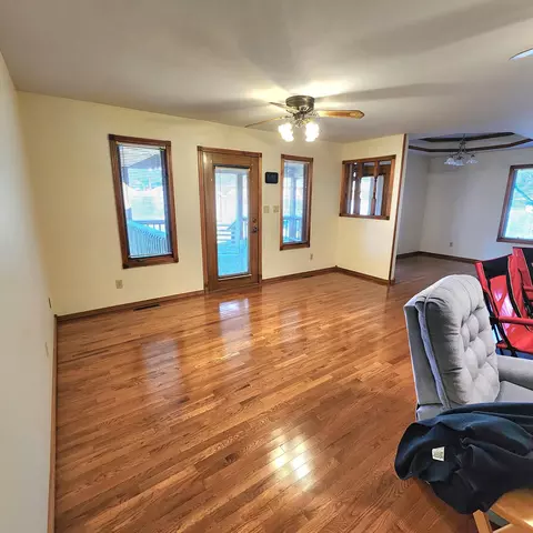 Living - 1107 W Tracy St, Springfield, MO 65807 photo 2 of 2