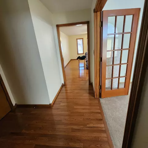 Entry Way - 1107 W Tracy St, Springfield, MO 65807 photo 1 of 5