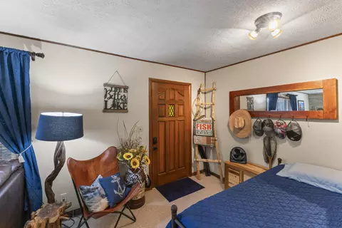 Bedroom - 87 Bluff Ln, Shell Knob, MO 65747 photo 1 of 3