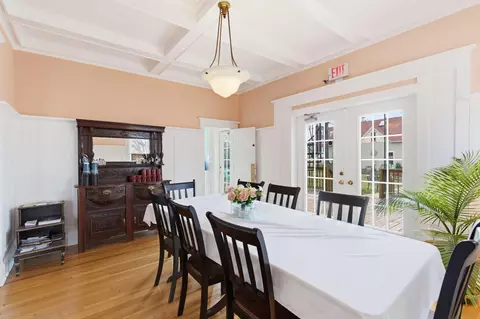 Dining - 900 E Walnut St, Springfield, MO 65806 photo 3 of 5