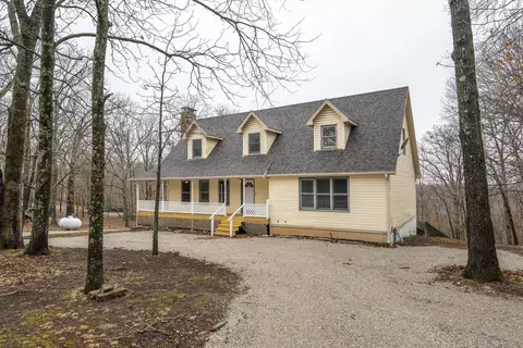 207 Mahogany Ln, Ozark, MO 65721