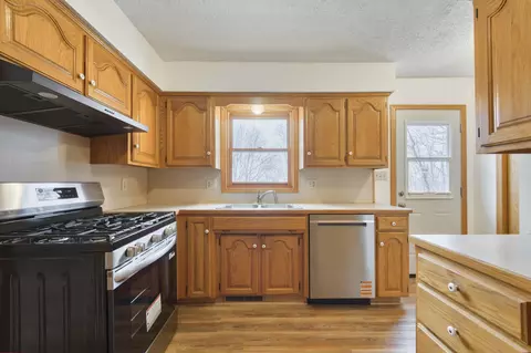 Kitchen - 207 Mahogany Ln, Ozark, MO 65721 photo 2 of 4