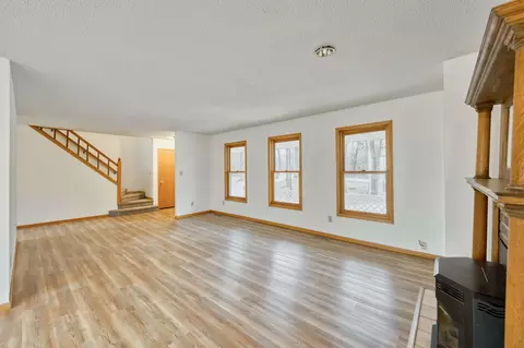 Living - 207 Mahogany Ln, Ozark, MO 65721 photo 4 of 8