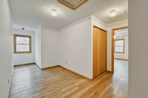 Entry Way - 207 Mahogany Ln, Ozark, MO 65721 photo 7 of 9
