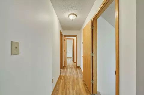Entry Way - 207 Mahogany Ln, Ozark, MO 65721 photo 5 of 9