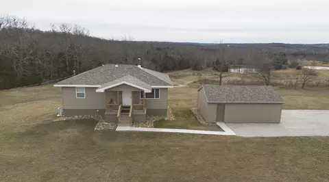 10226 State Route 38, Elkland, MO 65644