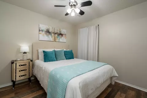 Bedroom - 246 Turnberry Dr #2, Branson, MO 65616 photo 3 of 3