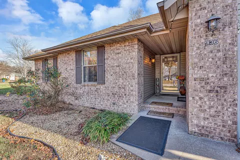 936 W Turnberry Blvd, Ozark, MO 65721 photo 3