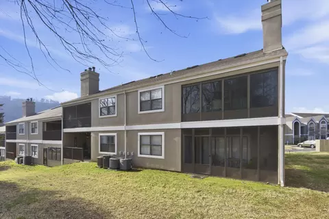 Exterior - 305 Wimbledon Dr #2, Branson, MO 65616 photo 6 of 6